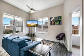 Spacious Condo a Short Ride Away from Superdome
